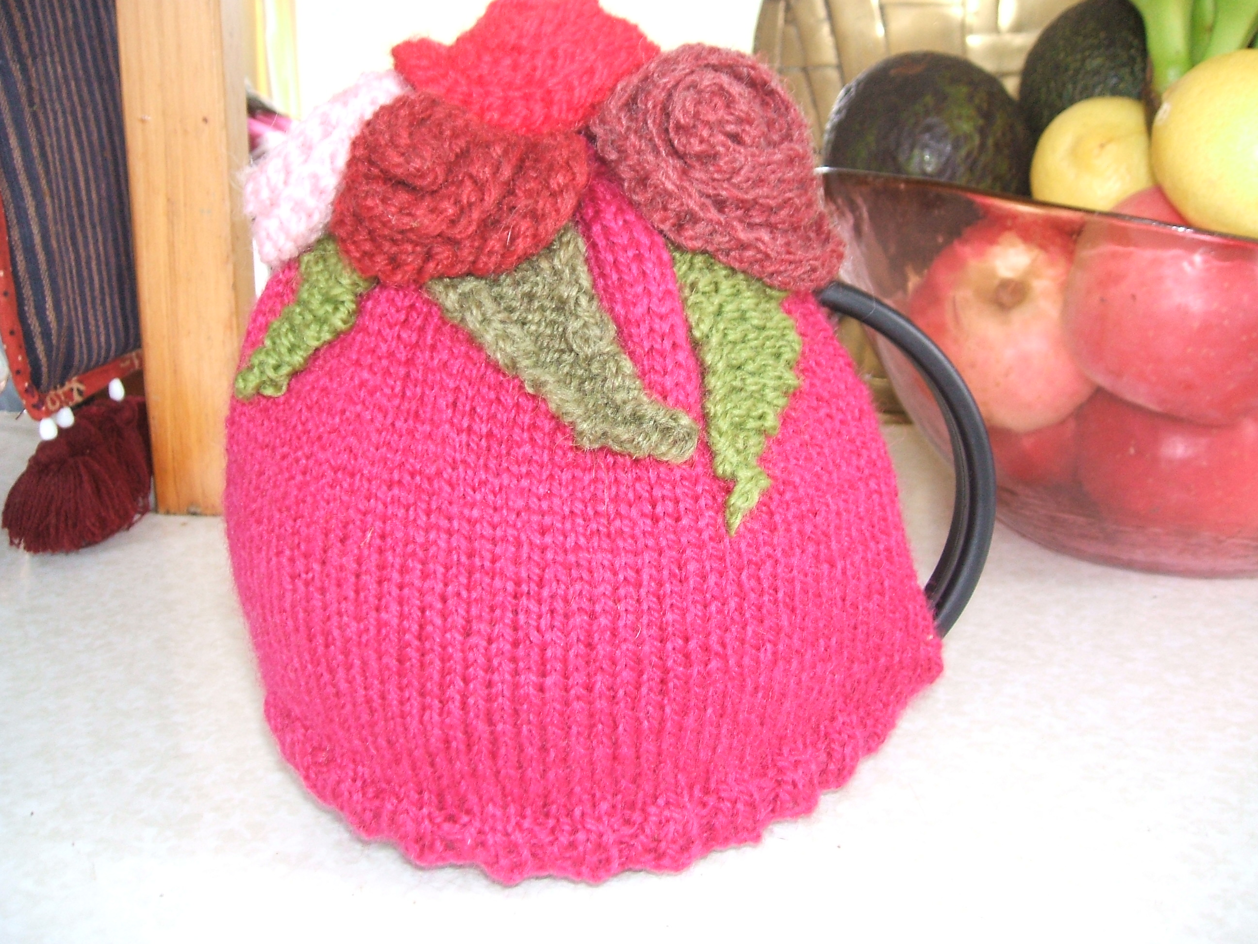 Lily: Download Free Pattern Details - Sugar&apos;n Cream - Tea Cosy (knit)