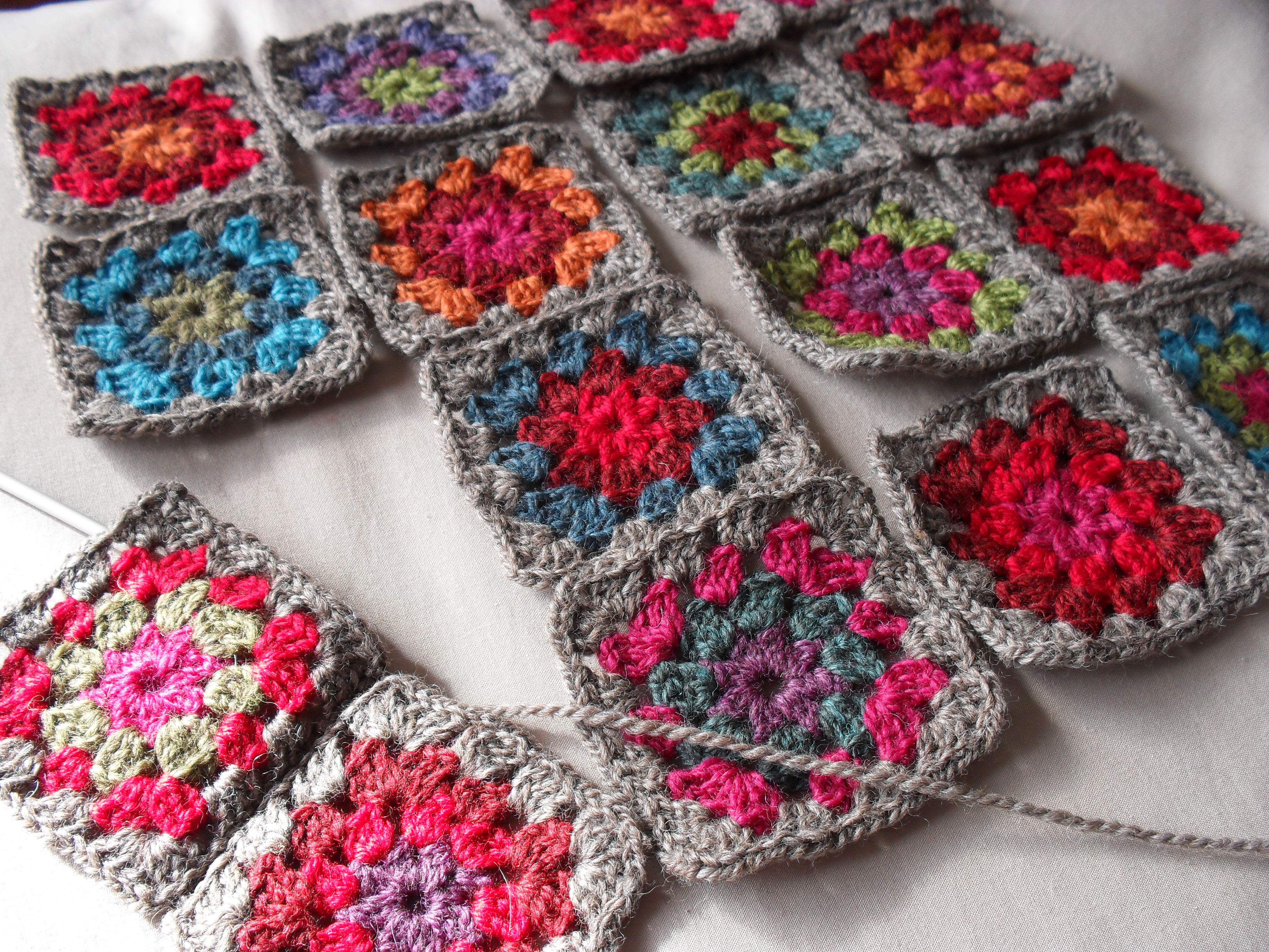 Crochet blanket; joining the granny squares together Flickr.