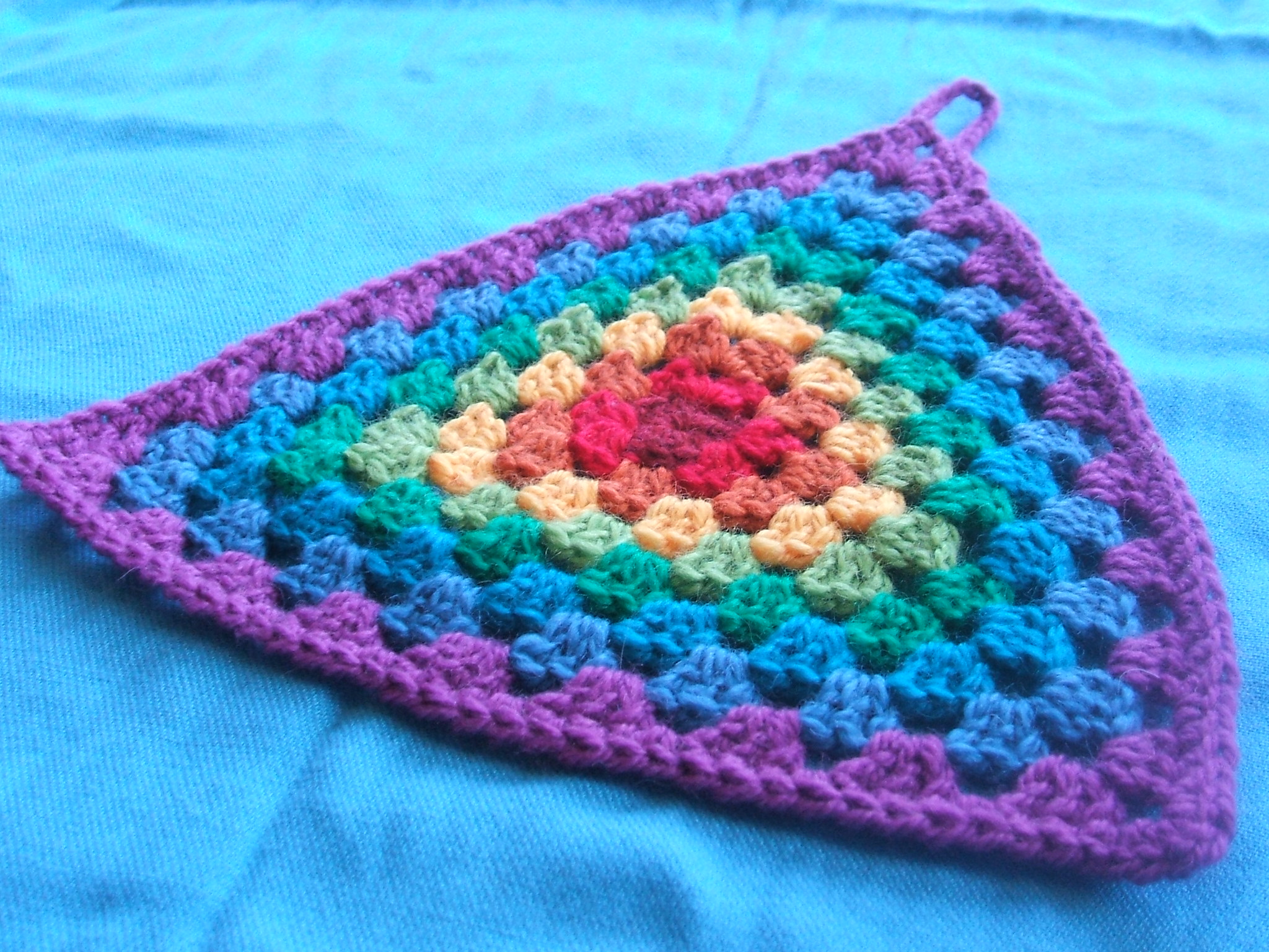 TRIANGLE DOILY Crochet Pattern - Free Crochet Pattern Courtesy of